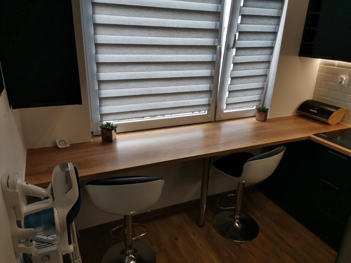 Przytulny Apartament W Wiezowcu - Centrum Miasta Podwislocze 38 Rzeszow Exterior photo